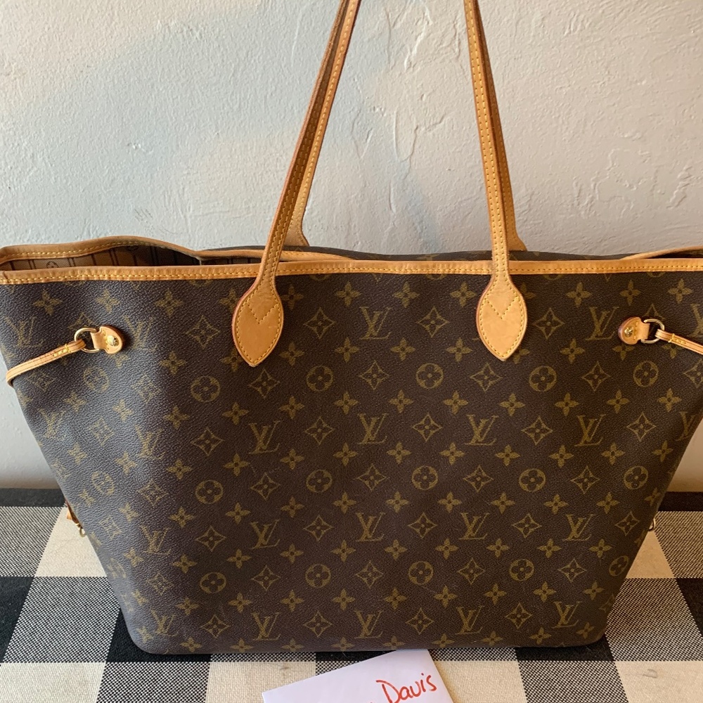 Authentic LV  Neverfull  GM